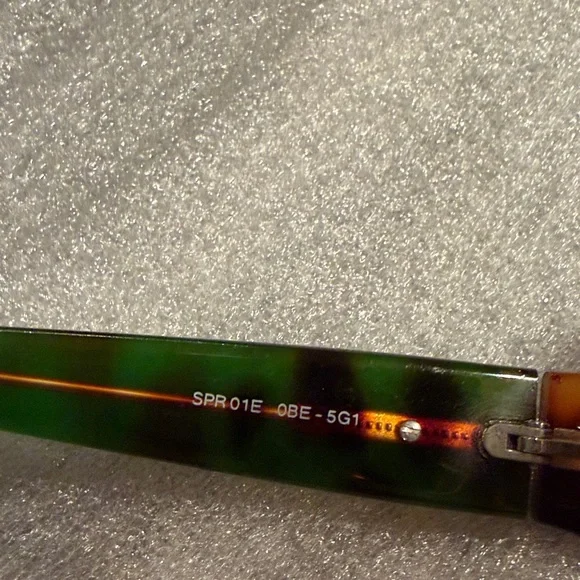 Prada tortoise shell sunglasses - Picture 4 of 9